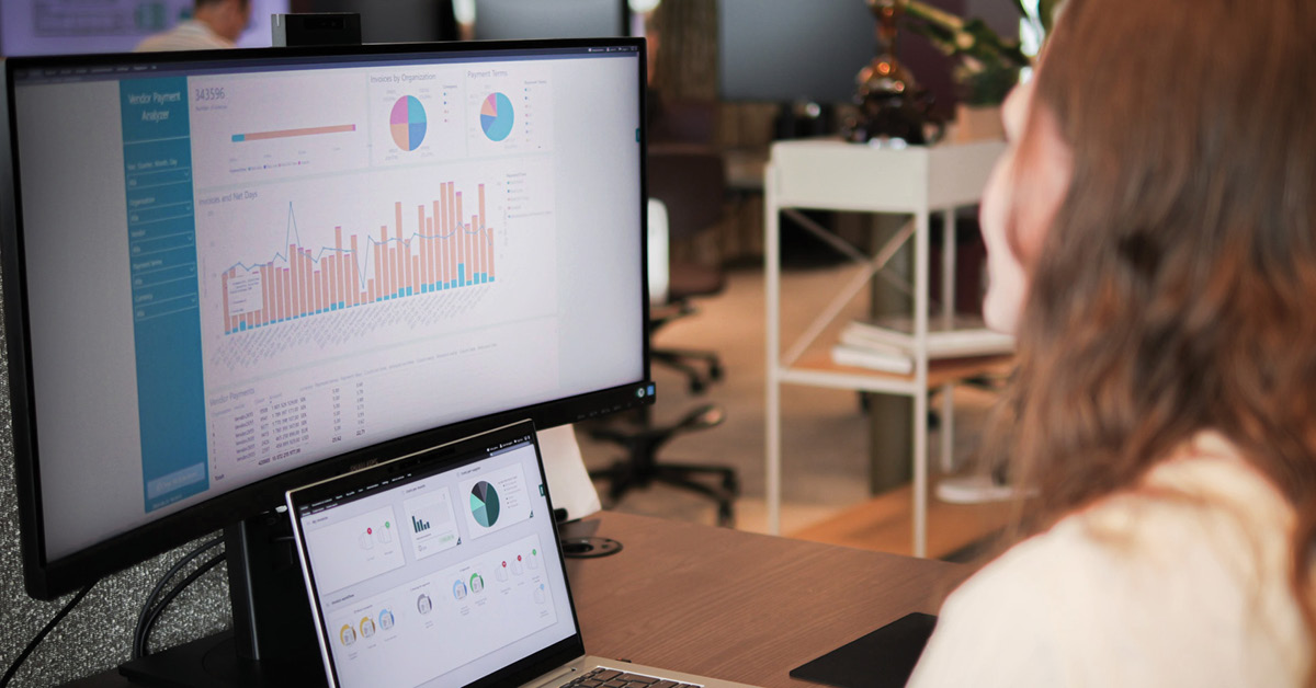 dashboard with graphs showing how ai for finanical statements makes the process easier - rillion